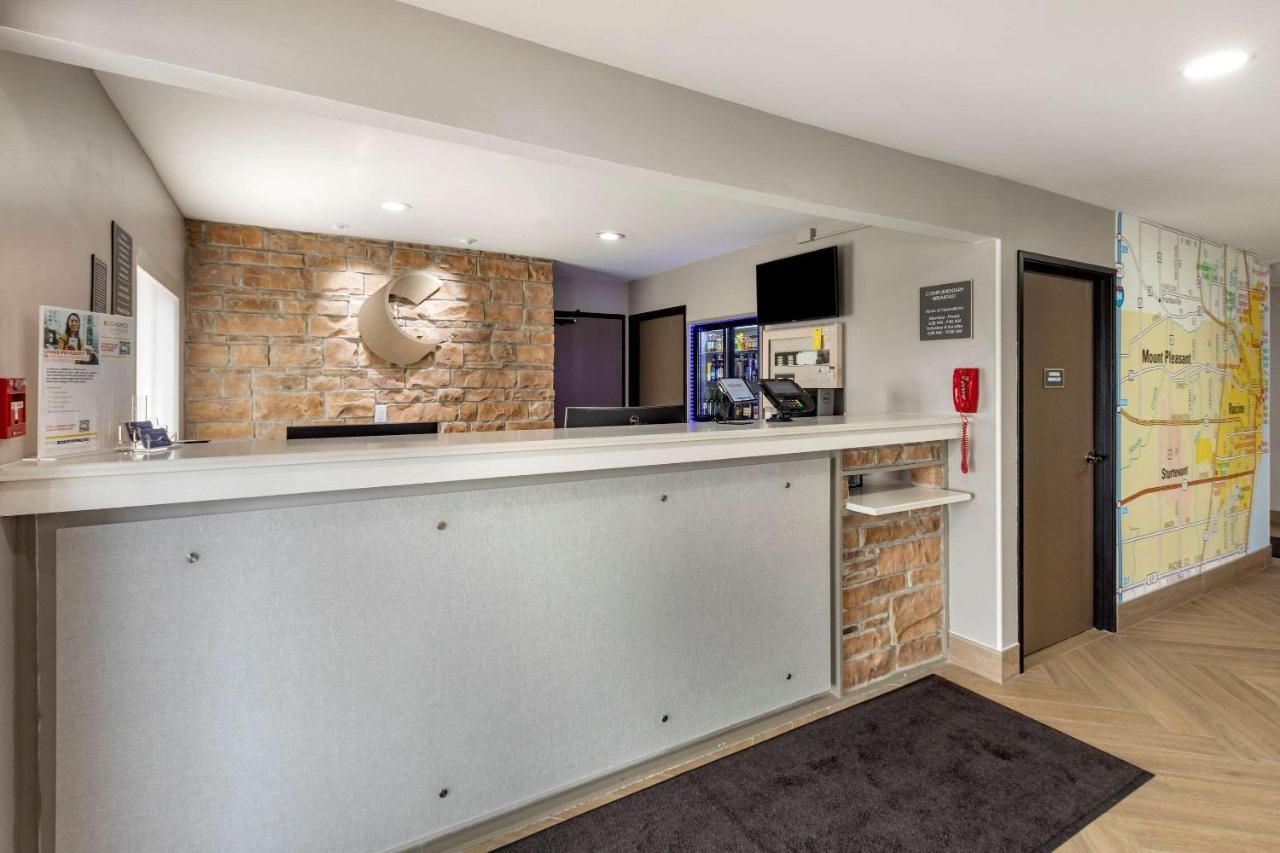 Comfort Inn Mount Pleasant - Расин Екстериор снимка