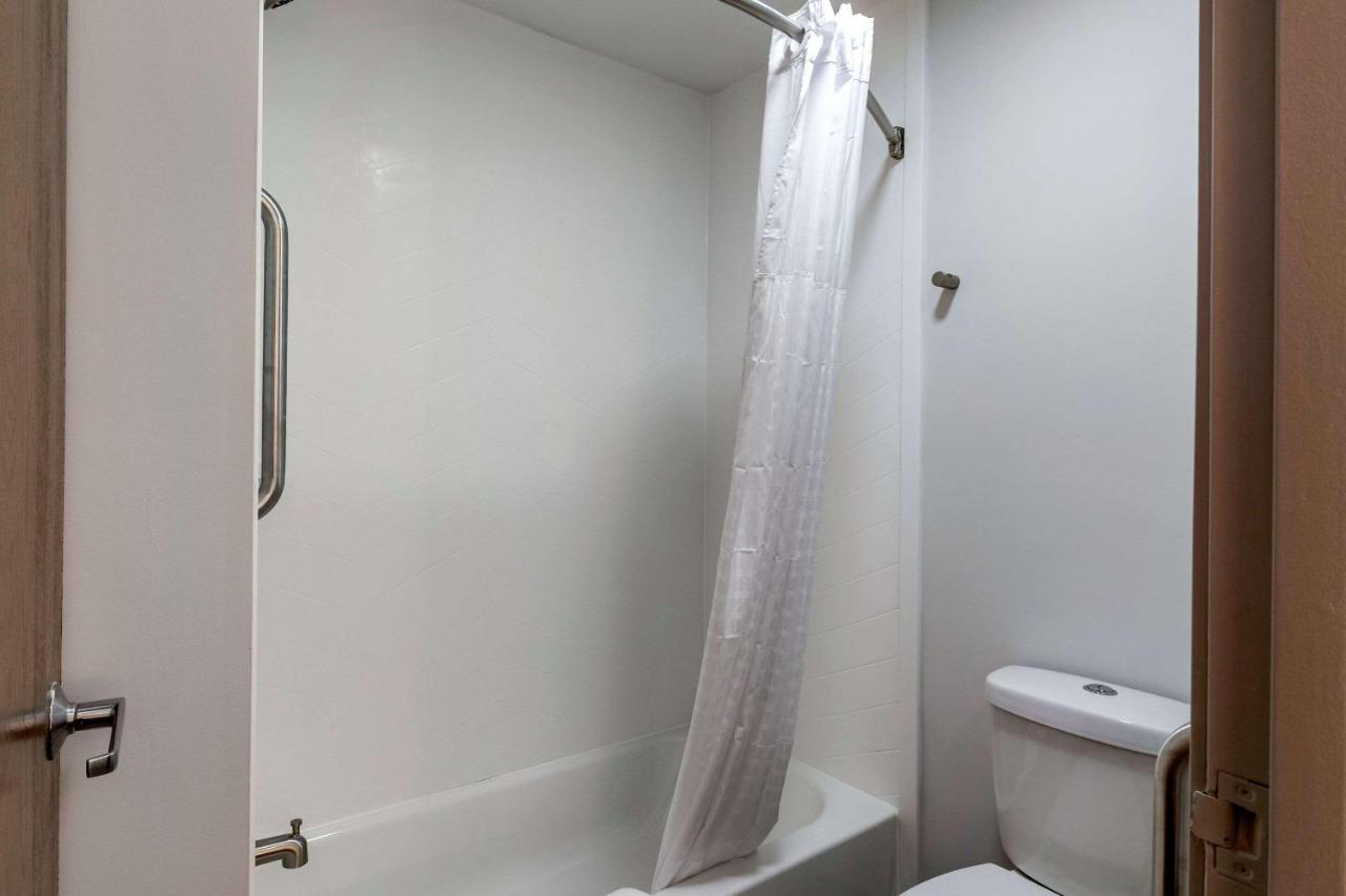 Comfort Inn Mount Pleasant - Расин Екстериор снимка