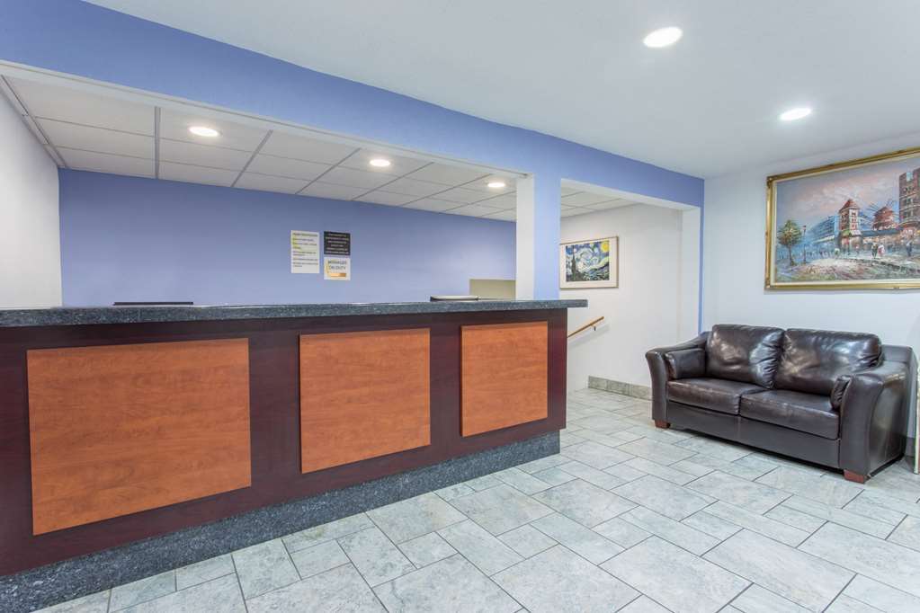 Comfort Inn Mount Pleasant - Расин Интериор снимка